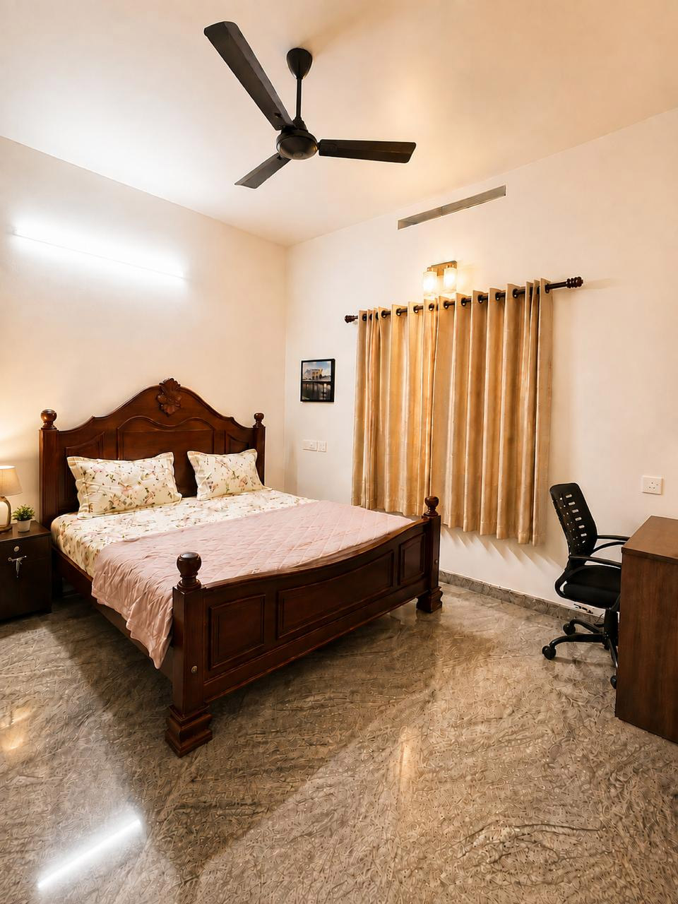 Couple-friendly villa in Kochi