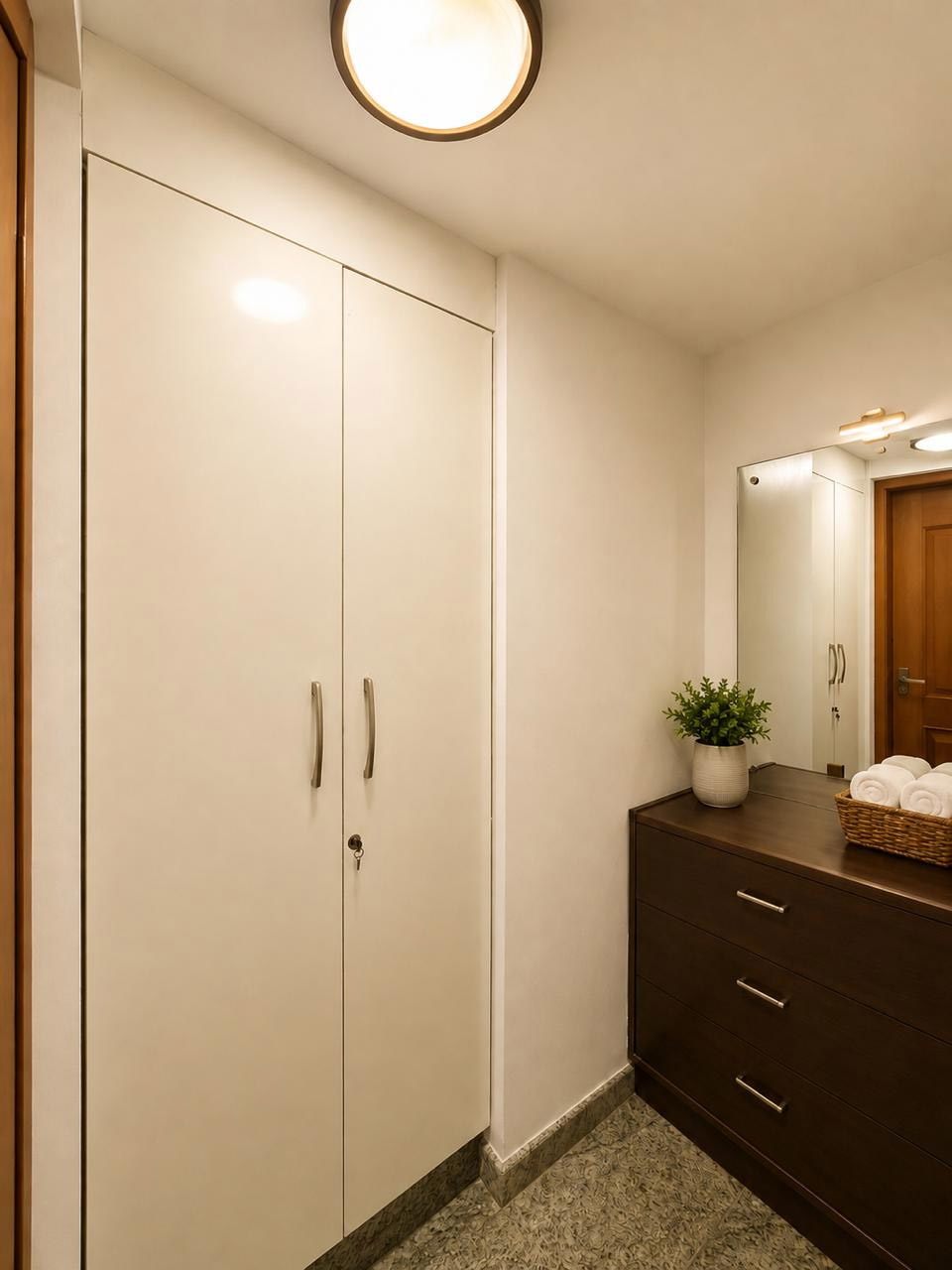 Villa with caretaker in Kochi
